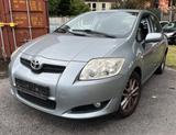 Toyota Auris 1,33-l-Dual-VVT-i Life - Toyota Auris aus 2009