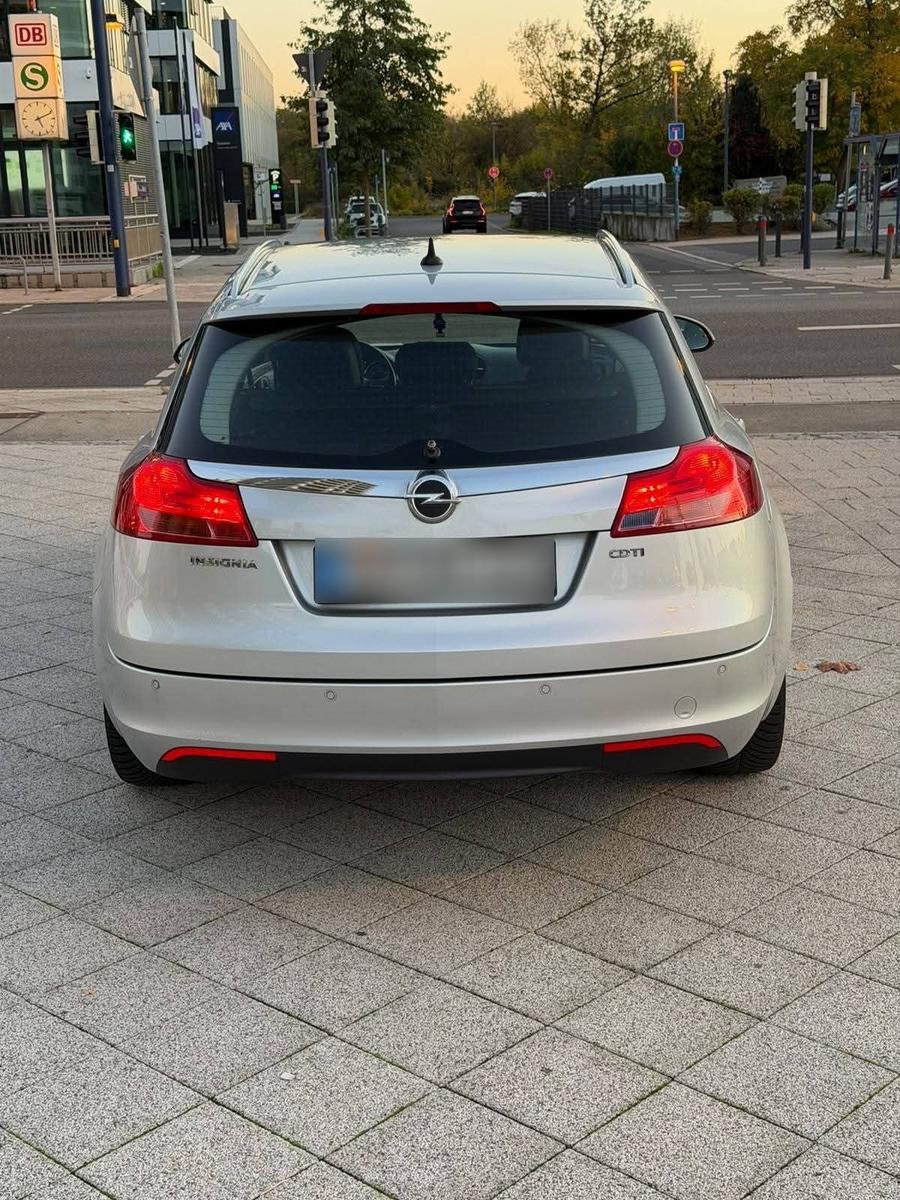 Opel Insignia 2013 — photo 14
