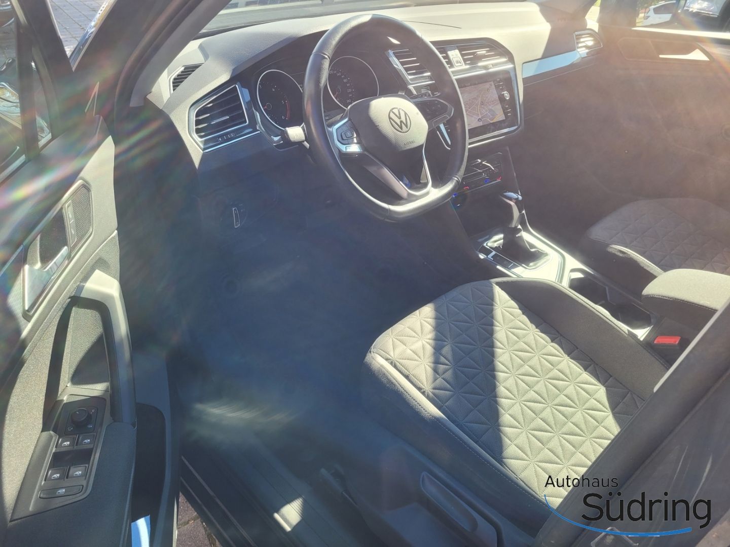 Tiguan Life 2.0 TDI DSG AHK Navi ACC Rückfk.