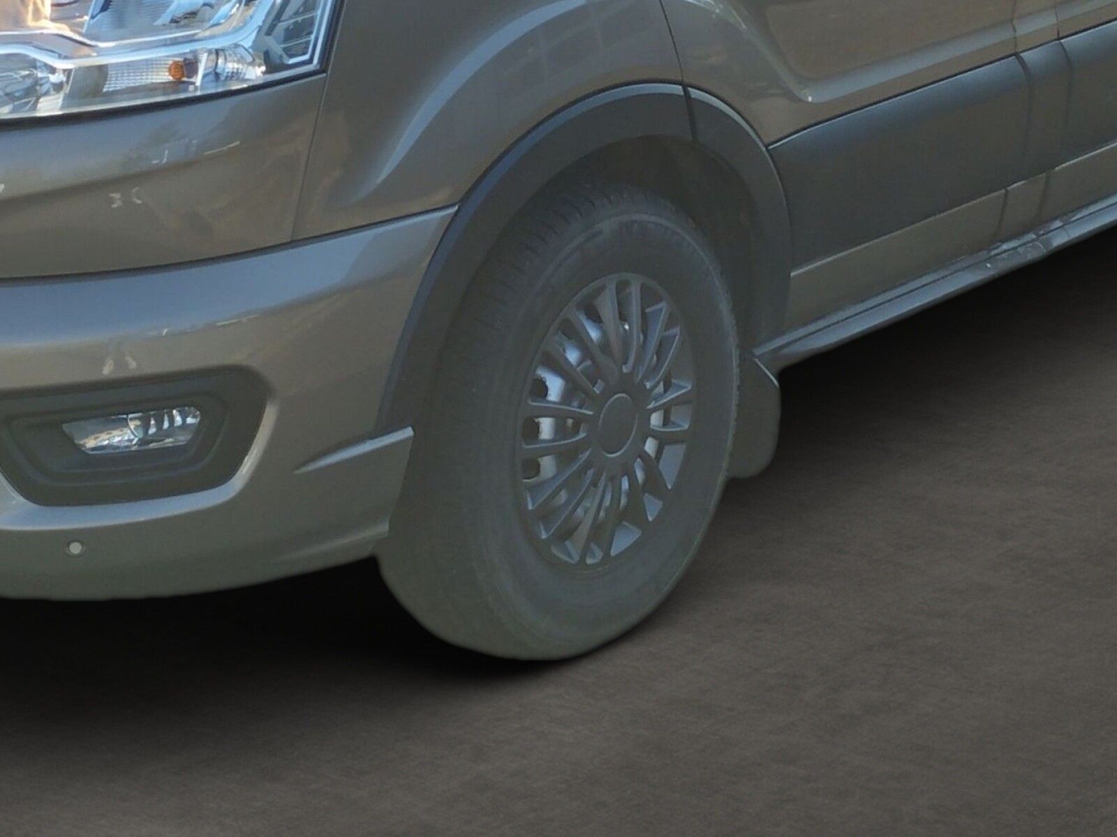 Fahrzeugabbildung Karmann Dexter 560 4x4 Allrad, 170 PS