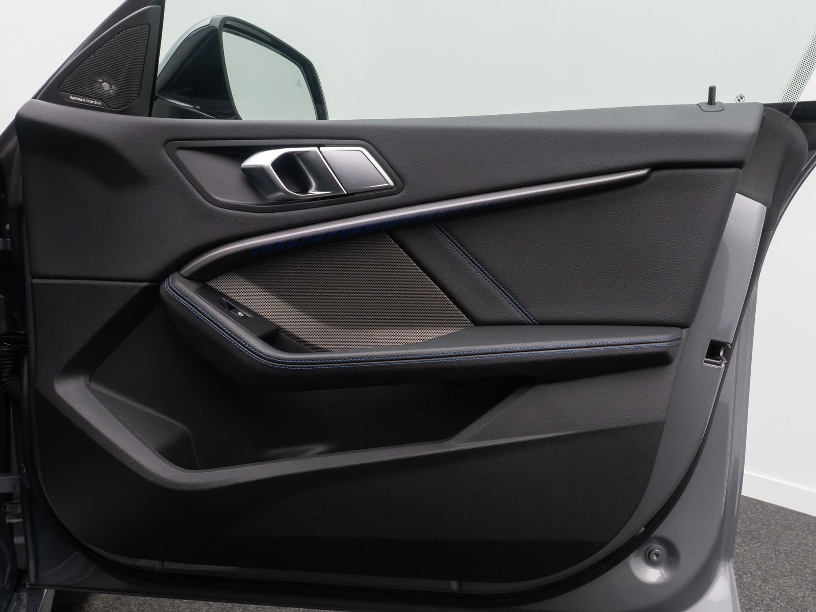 Fahrzeugabbildung BMW 218i Gran Coupé M Sport Kamera DAB HUD Panorama