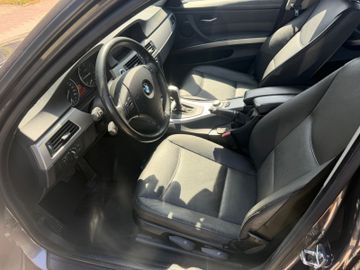 BMW 320 - 10
