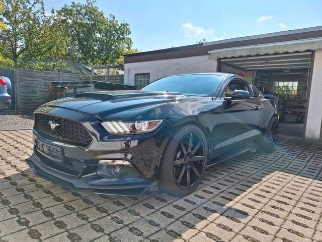 Ford Mustang GT