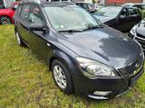 Kia cee'd / Ceed Kombi 1.4 - Kia aus 2012: Cee D