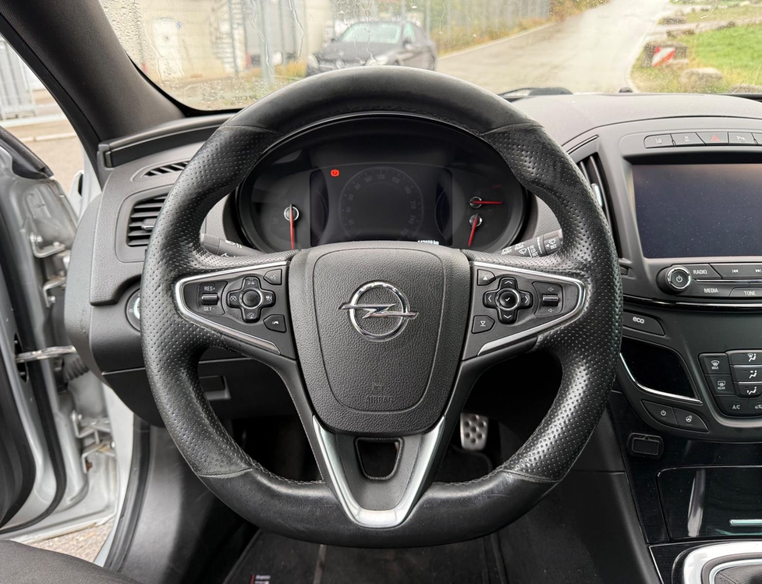 Opel Insignia 2015 — фото 19