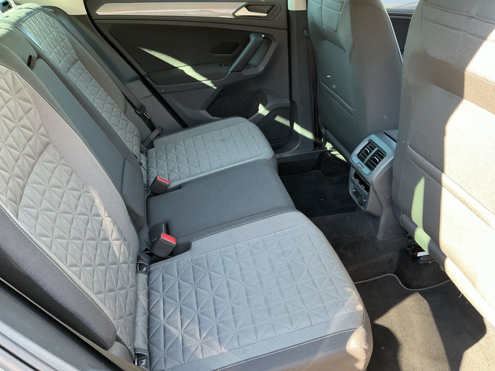 Volkswagen Tiguan - Bild 16