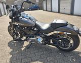Harley-Davidson SPORT GLIDE 107 FLSB Jekill & Hide - Harley-Davidson Motorräder in Herne
