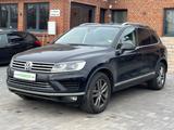 Volkswagen Touareg Terrain Tech 4Motion | MOTORSCHADEN - VW Touareg Unfallwagen