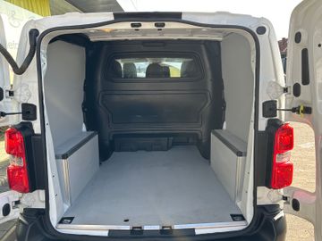 Bild 24 Opel Vivaro DoKa M Edition 6-Sitzer Doppelkabine+PDC+