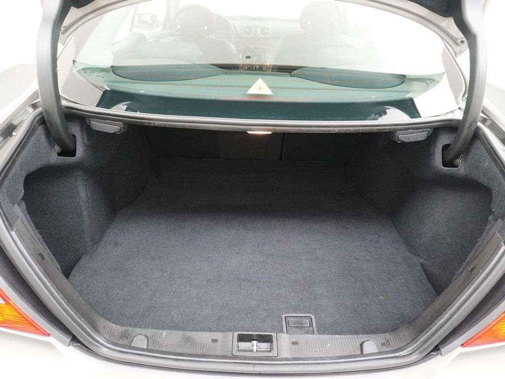 Mercedes-Benz CLK 240 Coupé Elegance Youngtimer Leder Comand n