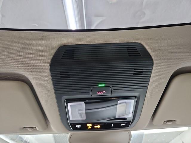 Volkswagen T7 Multivan Style ACC LEDER PANO HEAD UP DISPLAY