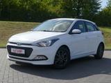 Hyundai i20 1.2 Allwetter Sitzheizung Lenkradheizung - Hyundai i20: Kleinwagen