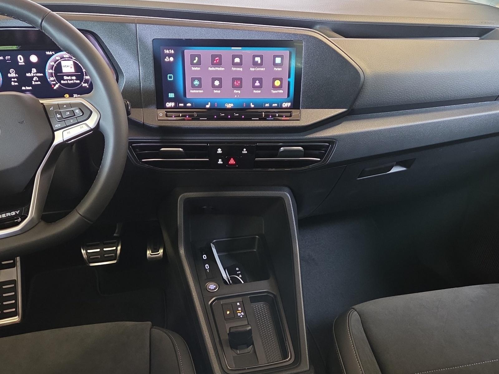 Volkswagen Caddy 1.5 TSI DSG Life LED AHK Kamera