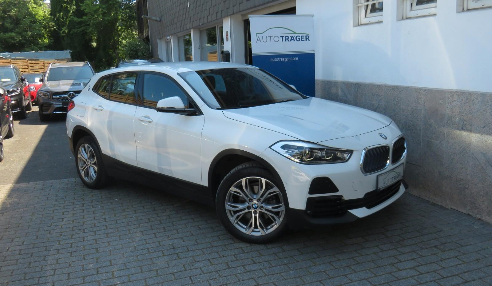 BMW X2 sDrive 18 d Advantage Plus / LED, R-Kam, Top