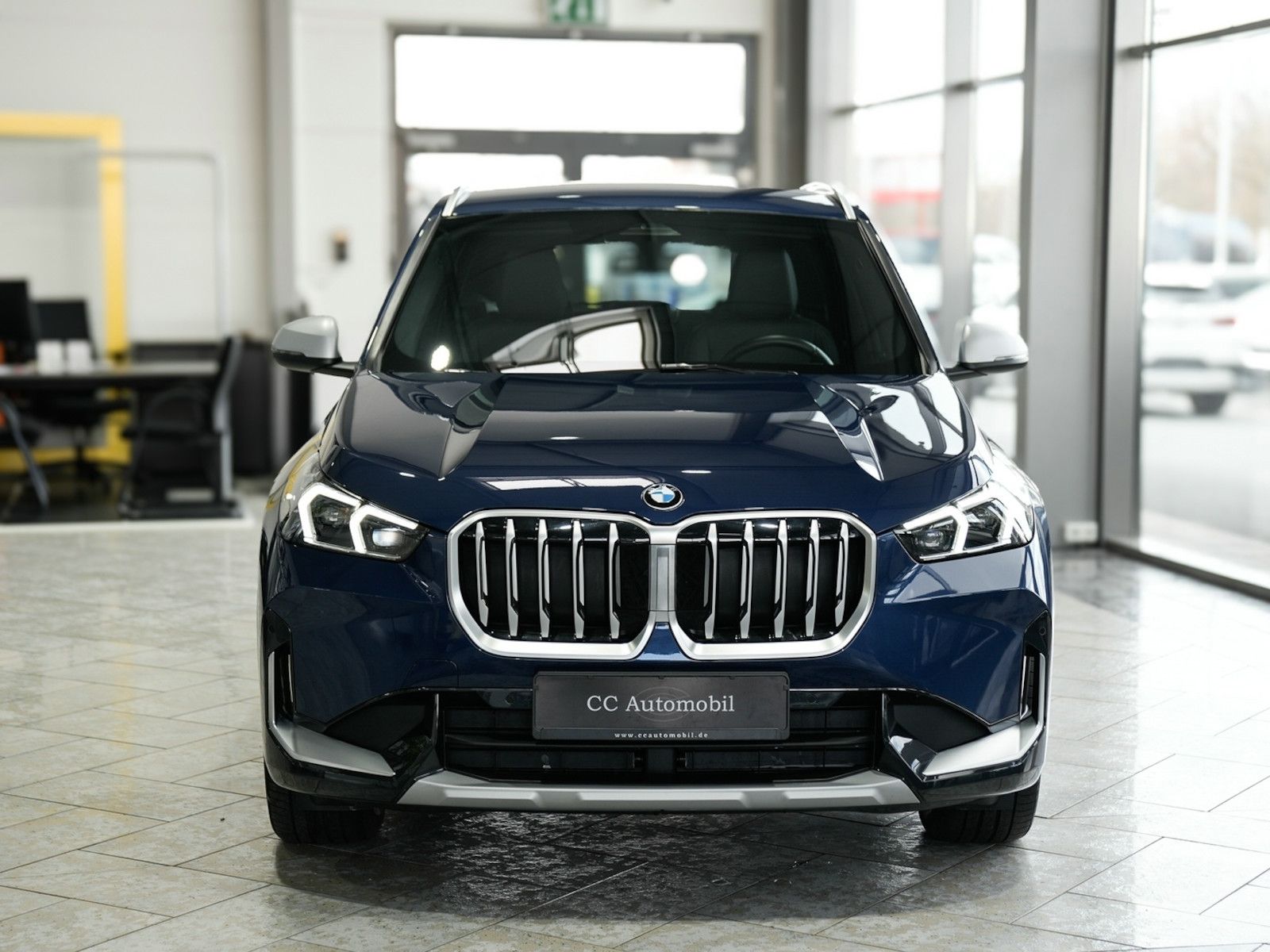 BMW X1 xDrive 20d xLine Komfortzug. LEDER foto 5