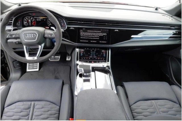Fahrzeugabbildung Audi RS Q8 performance 4.0 TFSI quattro Carbon