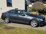Mercedes-Benz C 180 CGI BlueEFFICIENCY ELEGANCE Autom. ELE... - Mercedes-Benz C 180: Blueefficiency