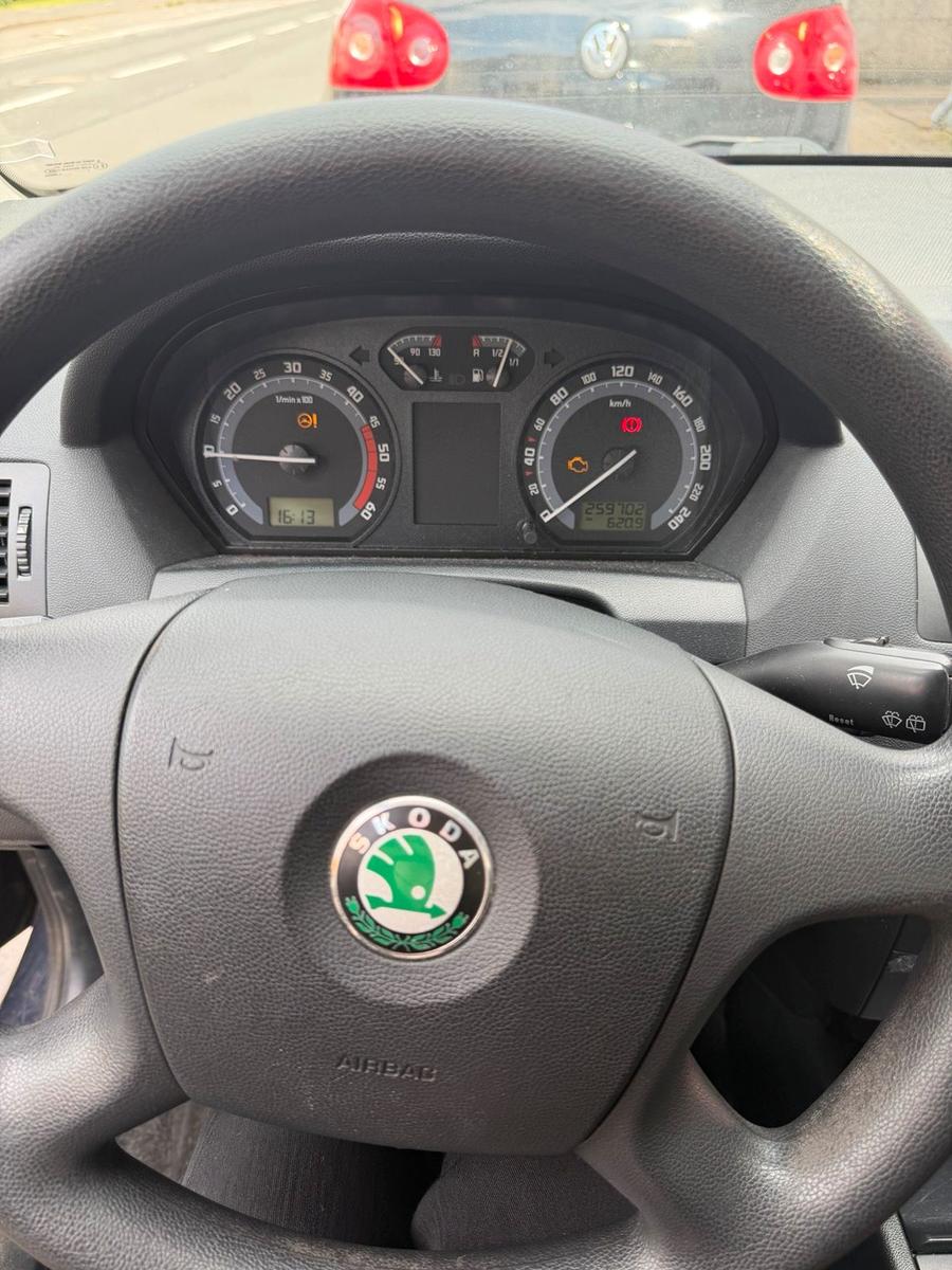 Skoda Fabia 2006 — photo 7