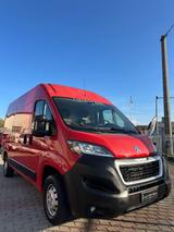 Peugeot Boxer 335 2.2 BlueHDi 140 S&S PC-TM Furg - rote Peugeot Boxer
