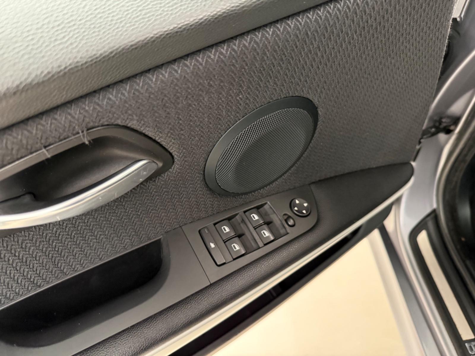 BMW 318 i Touring Klima SHZ 2 Hand