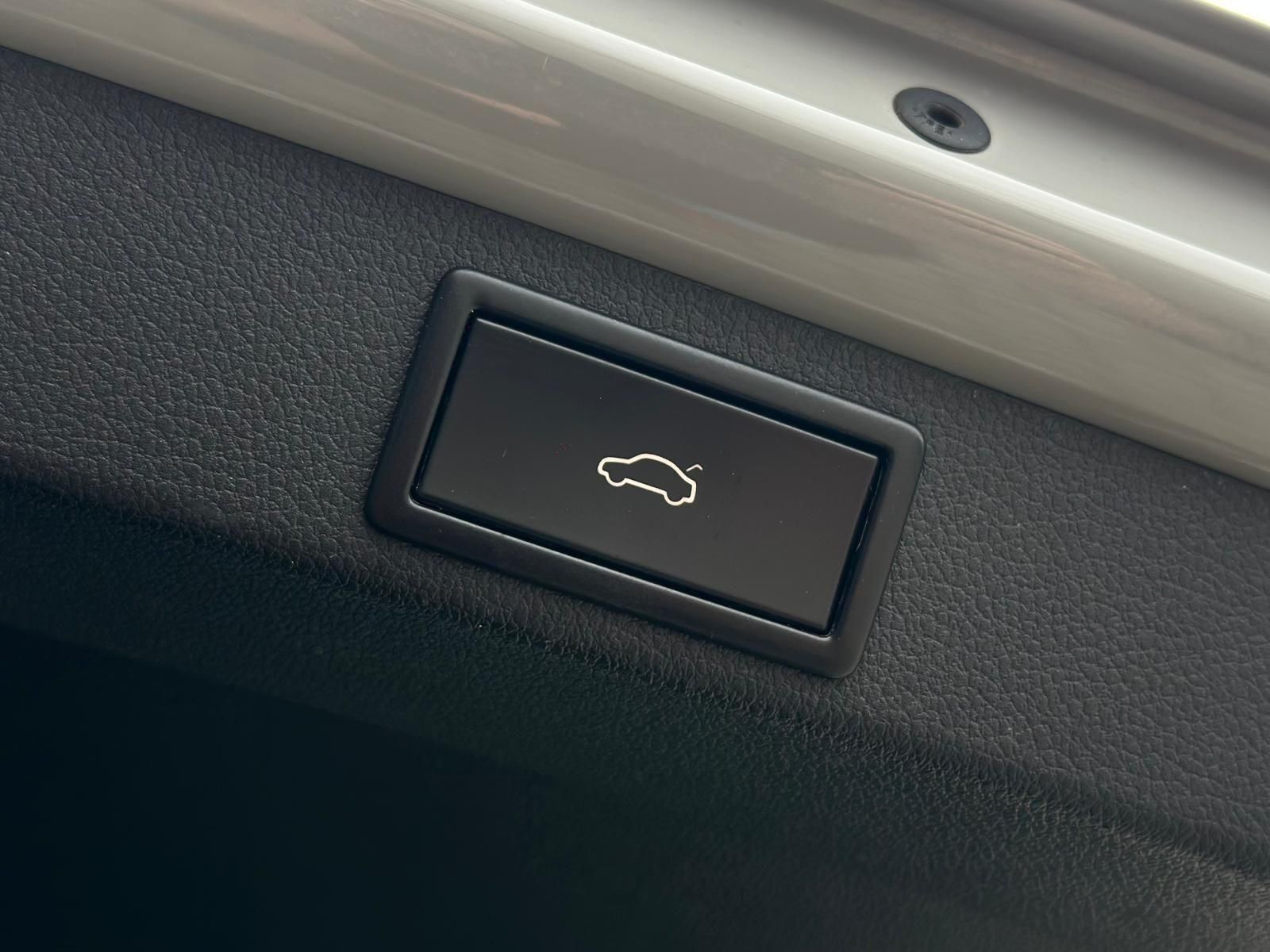 SKODA Octavia 2.0TSI RS 245 CANTON#AHK#LED#PANO#KEYLES - Image 26