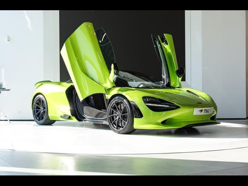 McLaren 750S Spider imagem 2