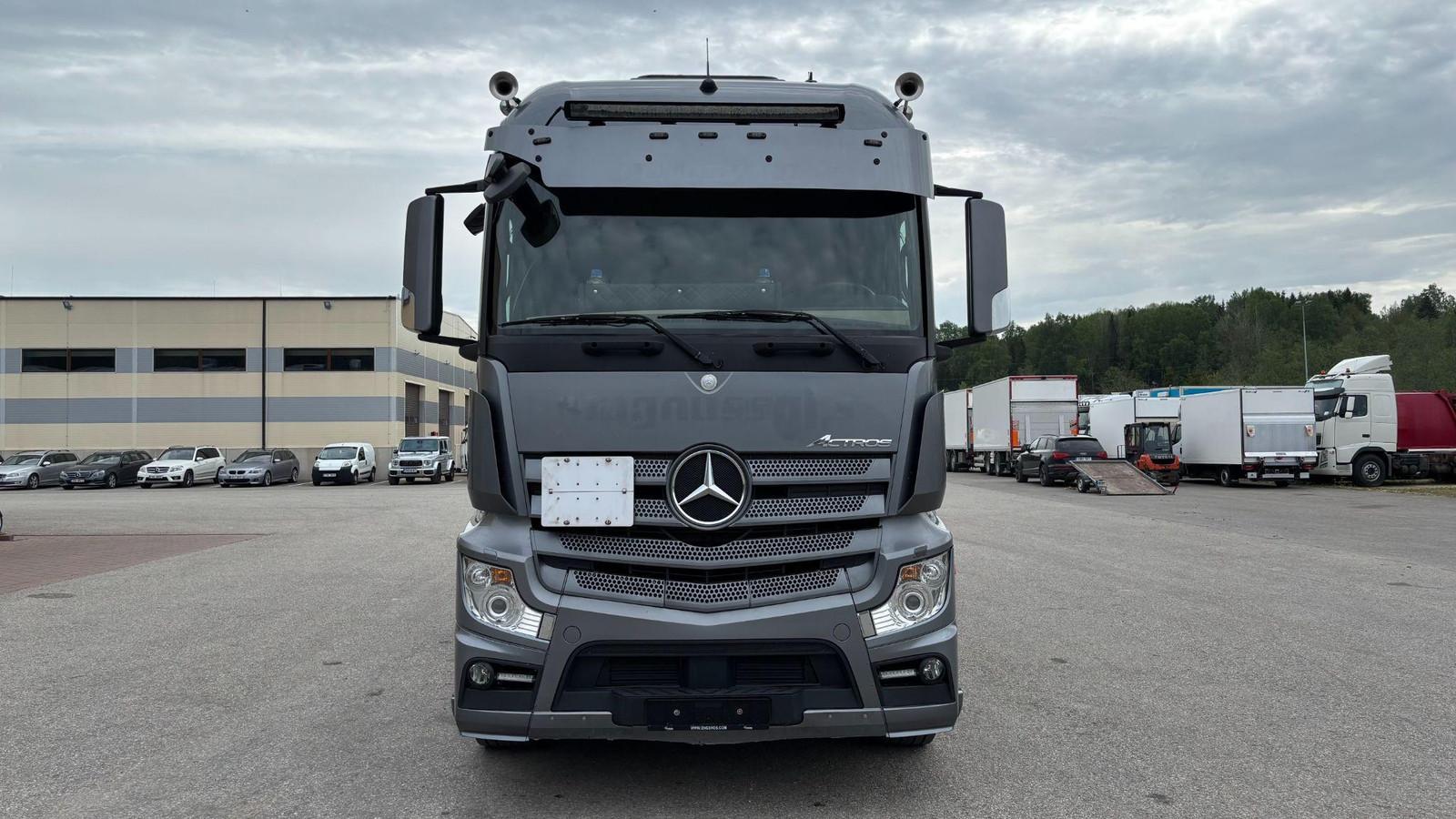 Mercedes-Benz Actros 2542 6x2 EURO6 + ADR + TANK 18.5m3