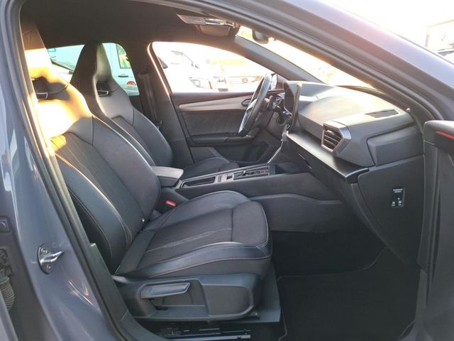 Leon 1.5 eTSI DSG*NAVI*KAMERA*SHZ*