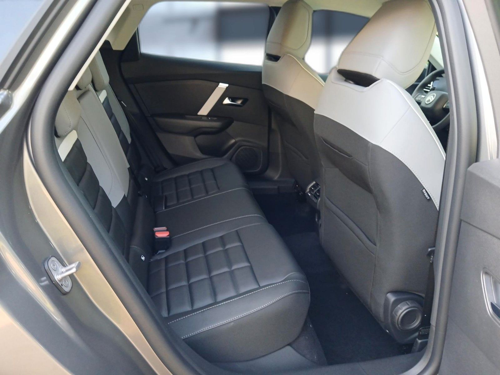 Citroën C4 - Bild 24