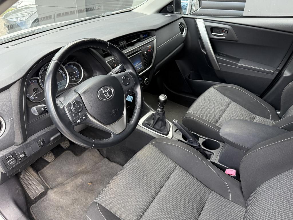 Toyota Auris Touring Sports