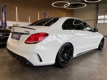Mercedes-Benz C 63 AMG LIM. *KAMERA*NAVI*LED*BURMESTER*SZHZ*