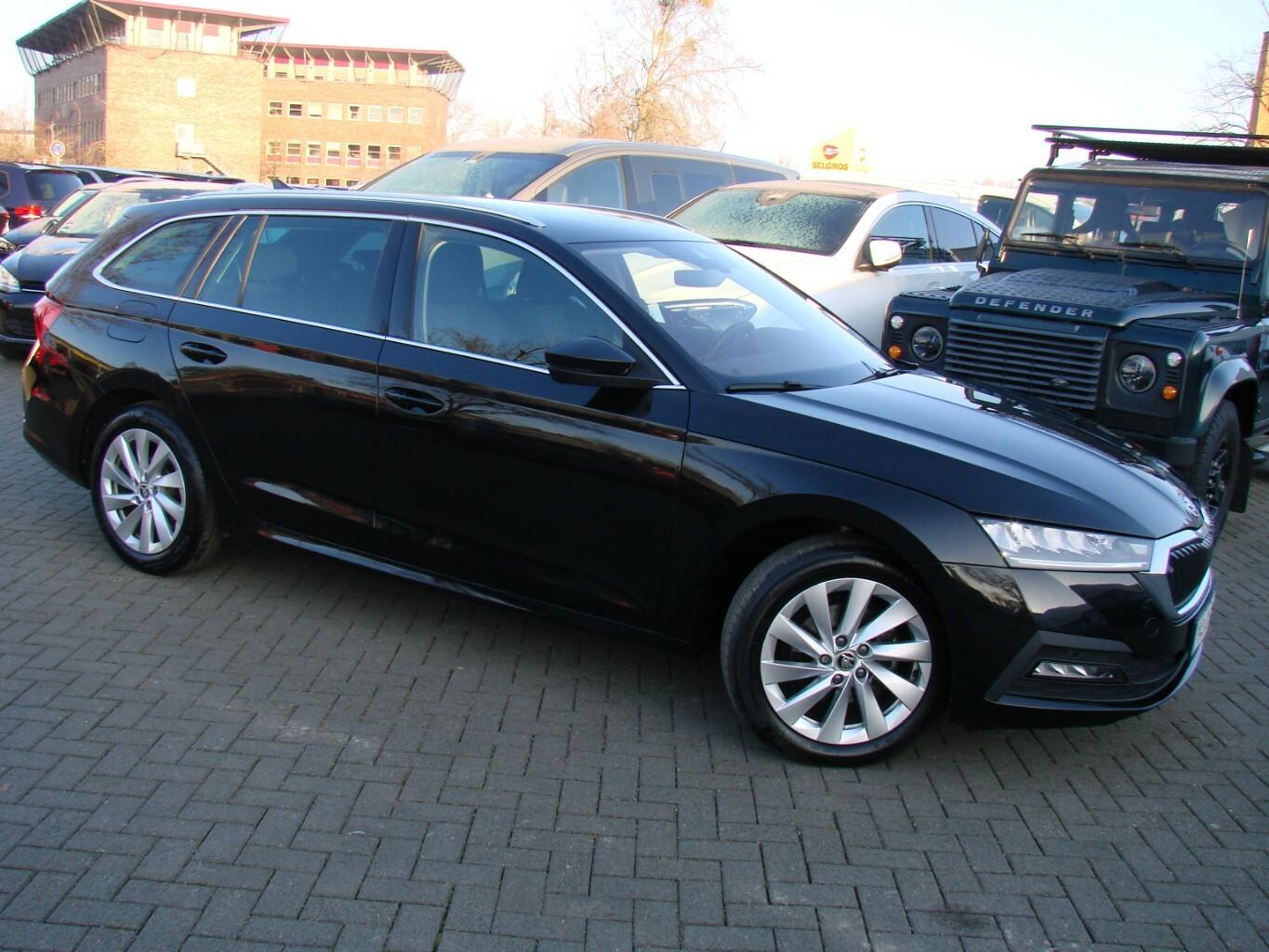 Skoda Octavia 2.0TDI Selection LED Tempomat Spurhaltea