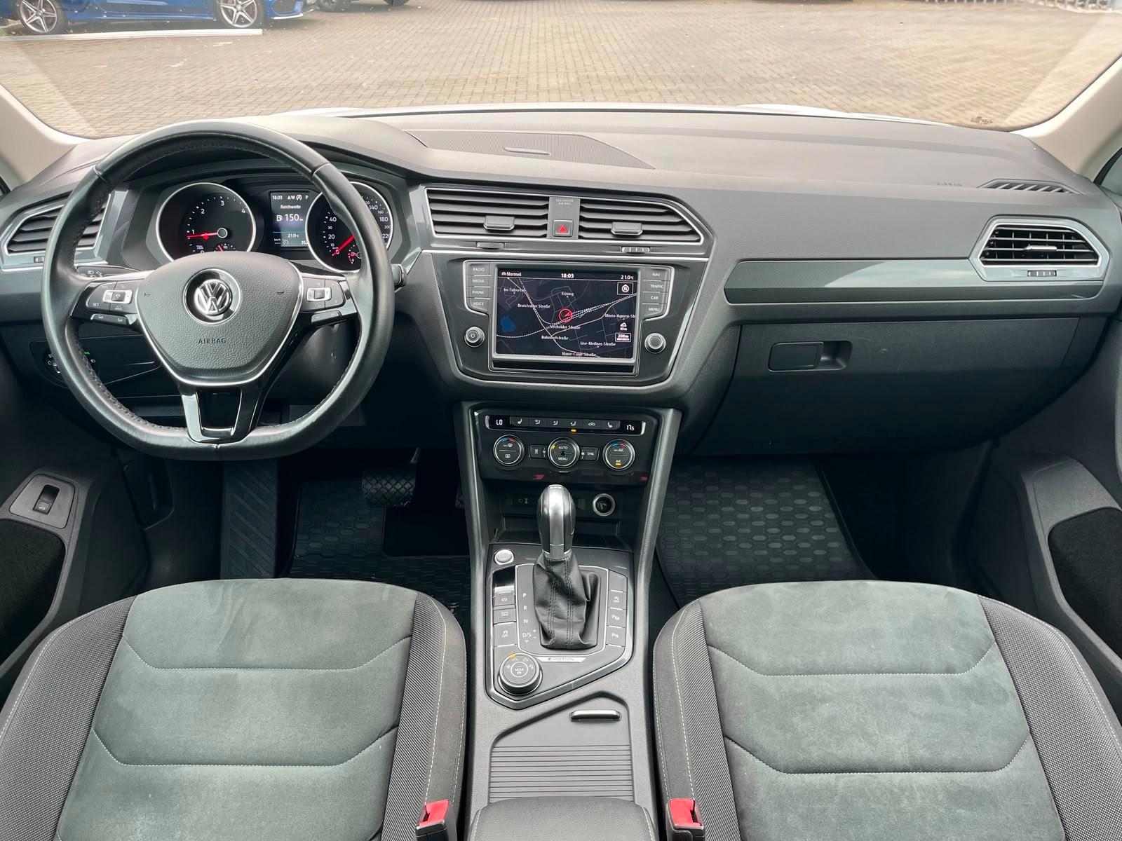 Volkswagen Tiguan Highline 4Motion DSG*LED*NAV*SHZ*ACC*CAM