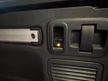 Volkswagen Touran Highline BMTStart-Stopp *LED*AHK*