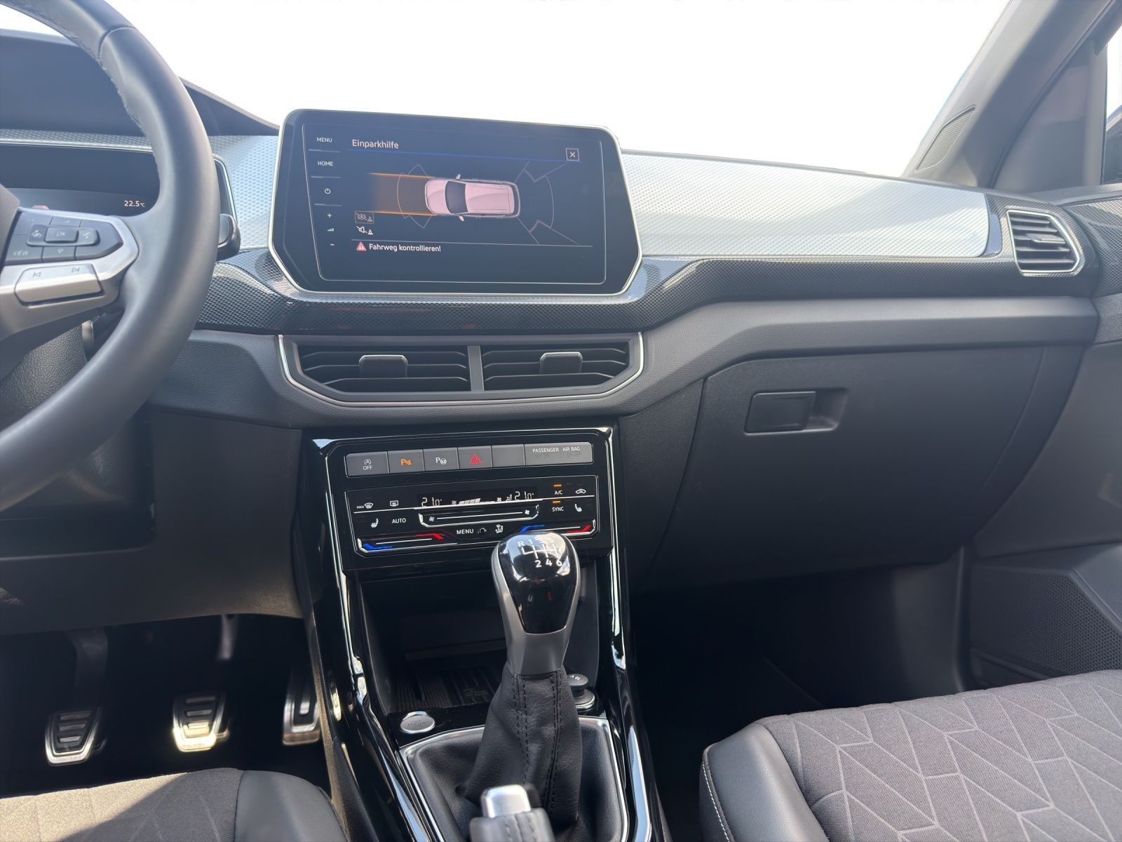 Volkswagen T-Cross - Bild 9