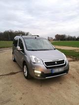 Peugeot Partner Tepee 1.6 BlueHDi - Peugeot Partner Tepee aus 2015