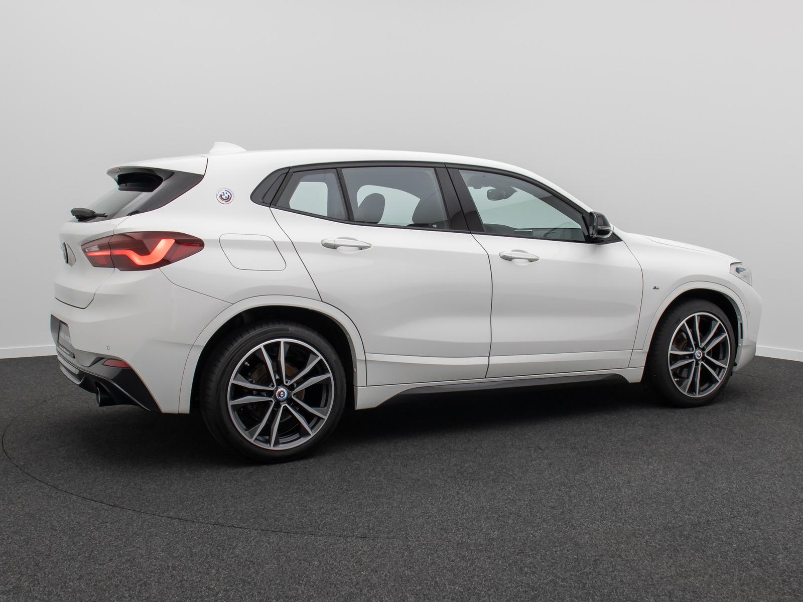 BMW X2 sD18d M Sport GeschwindigReg Kamera DAB 19", миниатюра 6