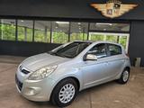 Hyundai i20 1.2 Classic Lim. AW-Reifen-NEU/Bremse-Top - Hyundai: Reifen