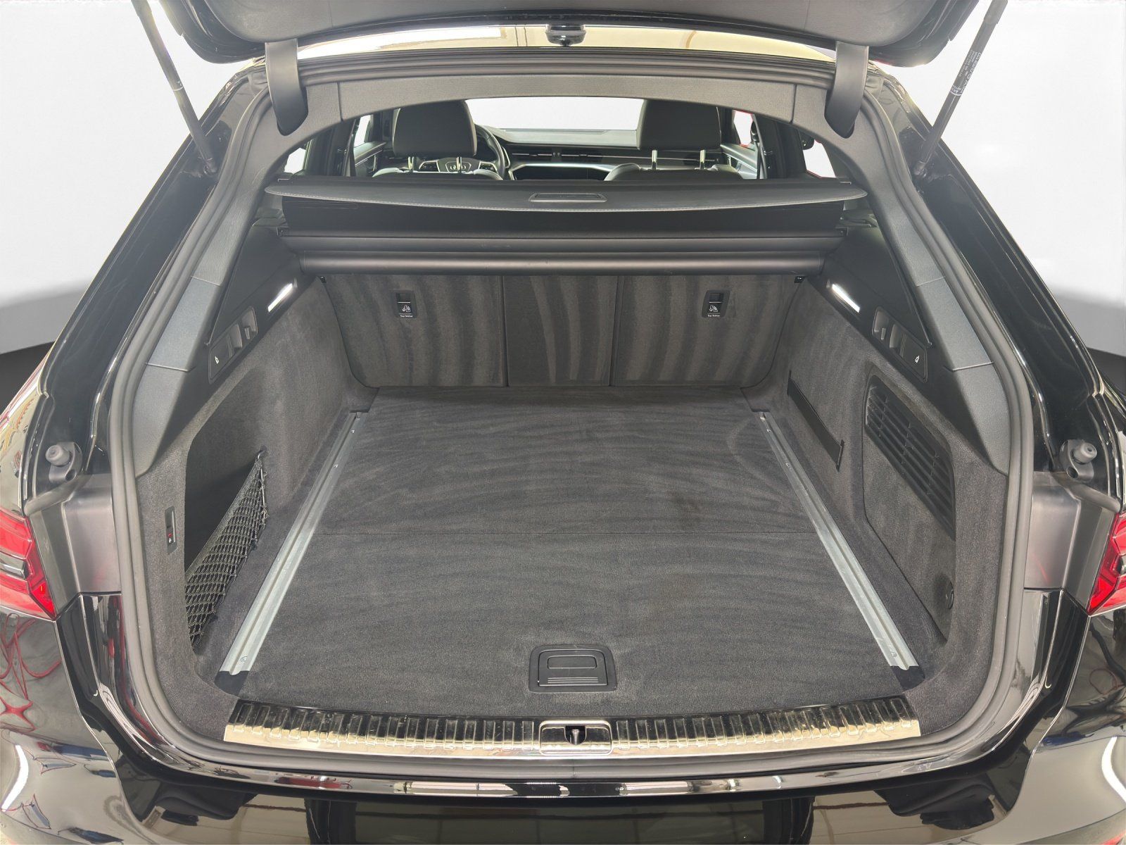 Audi S6 - Bild 15