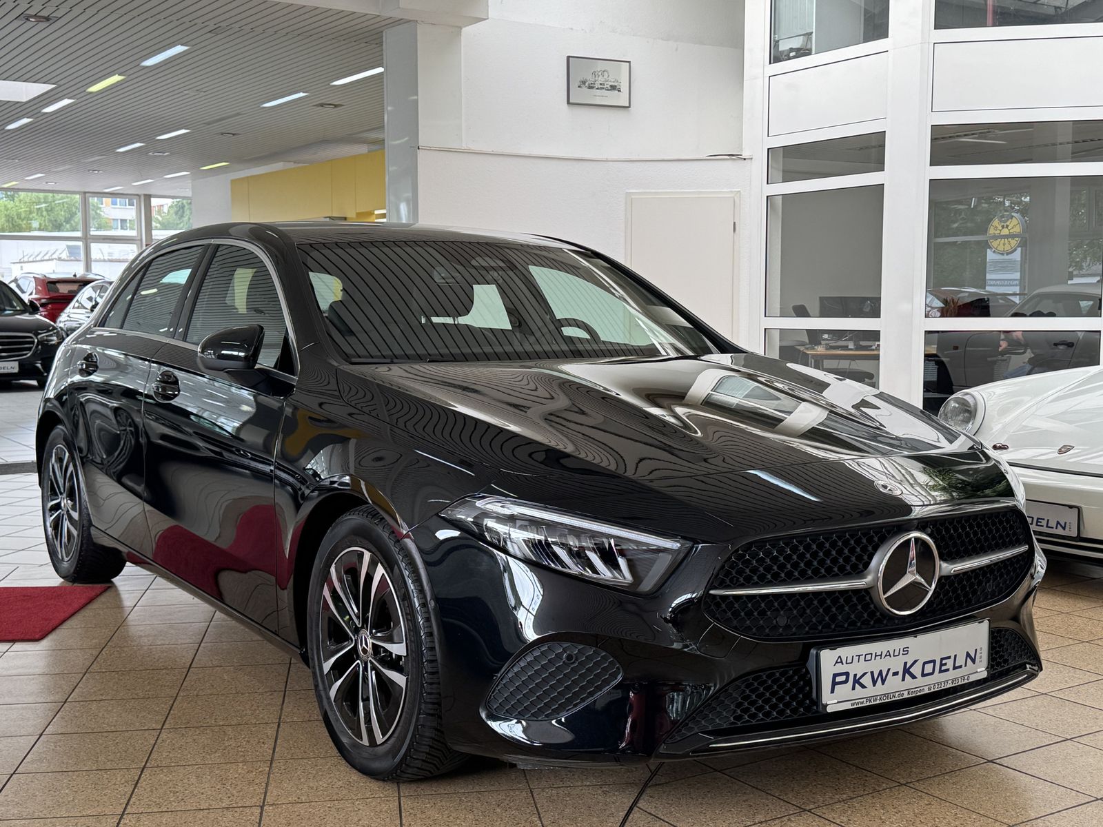 Mercedes-Benz A 180 d KAMERA LED NAVi PDC SPuR foto 3