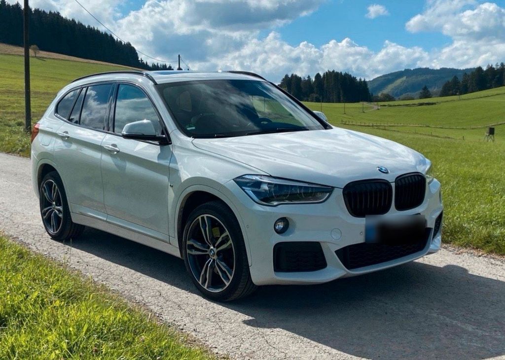 Image of BMW X1