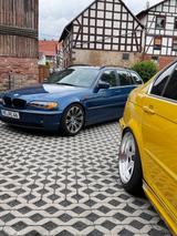 BMW E46 330i Touring - BMW 330 mit Benzin-Antrieb: Kombi, 330i E46
