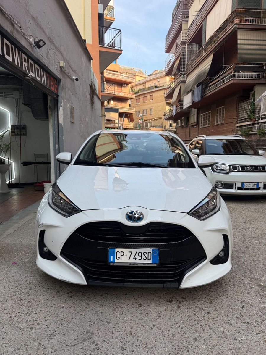Toyota Yaris 1.5 Hybrid 5 porte Trend imagem 3