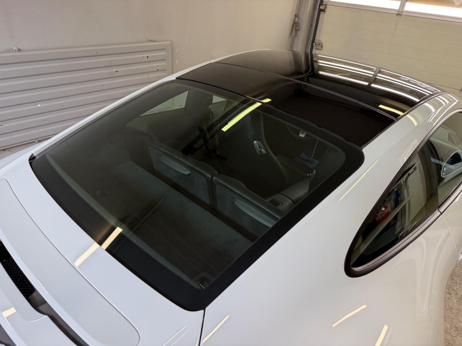 Porsche 911 Carrera 4 Automatik Schiebedach 1.Hd 33.TKM