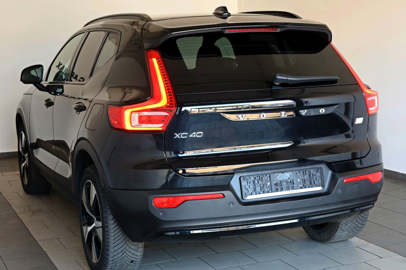 Fahrzeugabbildung Volvo XC40 Plus Recharge,T.Leder,Navi,LED,Kamera,SH