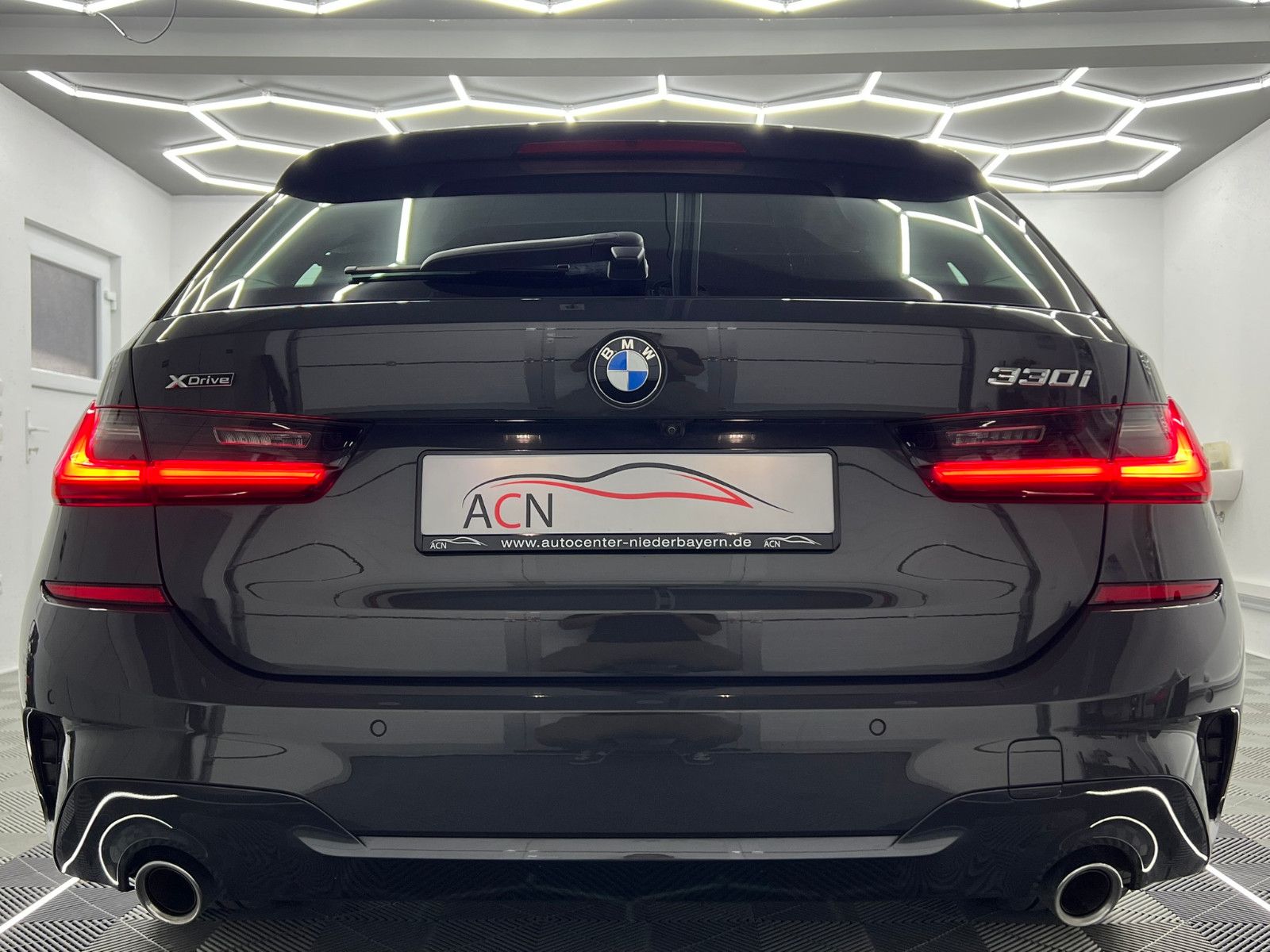 Fahrzeugabbildung BMW 330 i xDrive M SPORT/PANO/STHZ/ACC/DRAVITGRAU