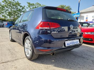 Volkswagen Golf - 5