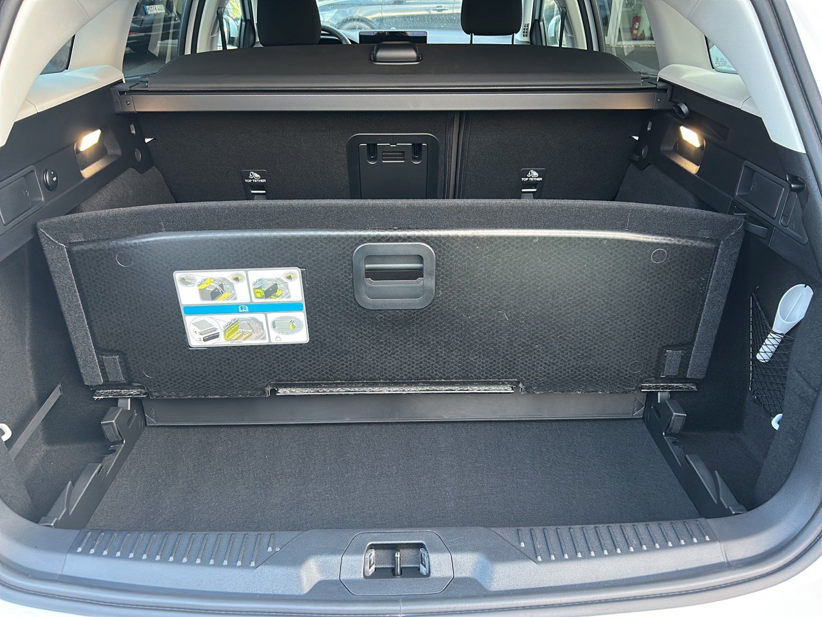Fahrzeugabbildung Ford Focus Titanium x Winter Pak. B&O LED Schein. 17z