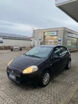 Fiat Grande Punto 1.4 8v Dynamic - Fiat Grande Punto Gebrauchtwagen in Augsburg