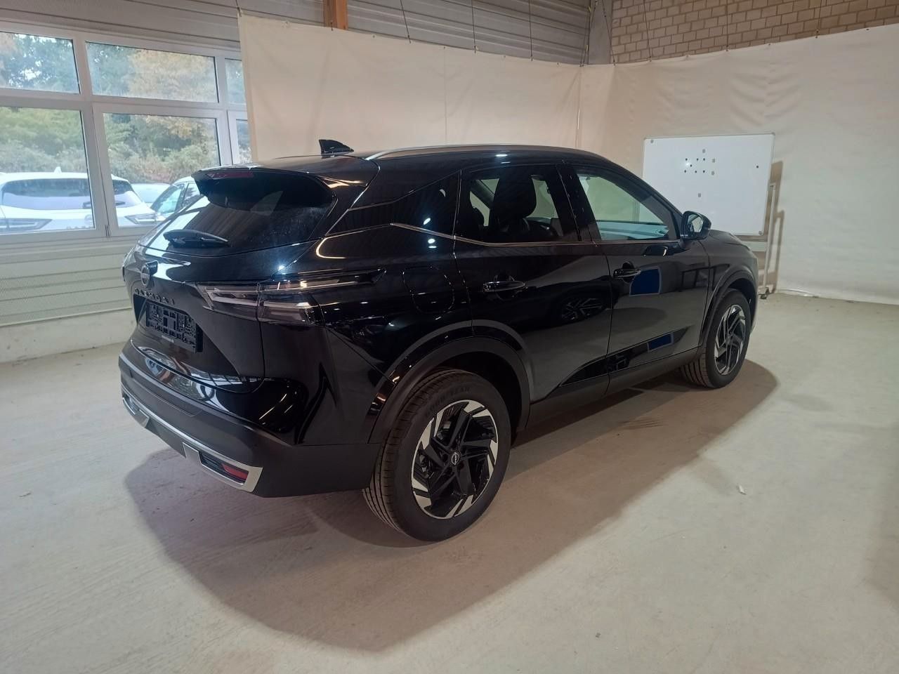 Fahrzeugabbildung Nissan Qashqai 1.3 Schaltgetriebe - N-Connecta
